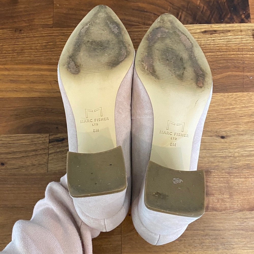 Marc Fisher Lewisa Natural Blush Suede Pointed Toe Block Heel Pumps - Picture 11 of 13
